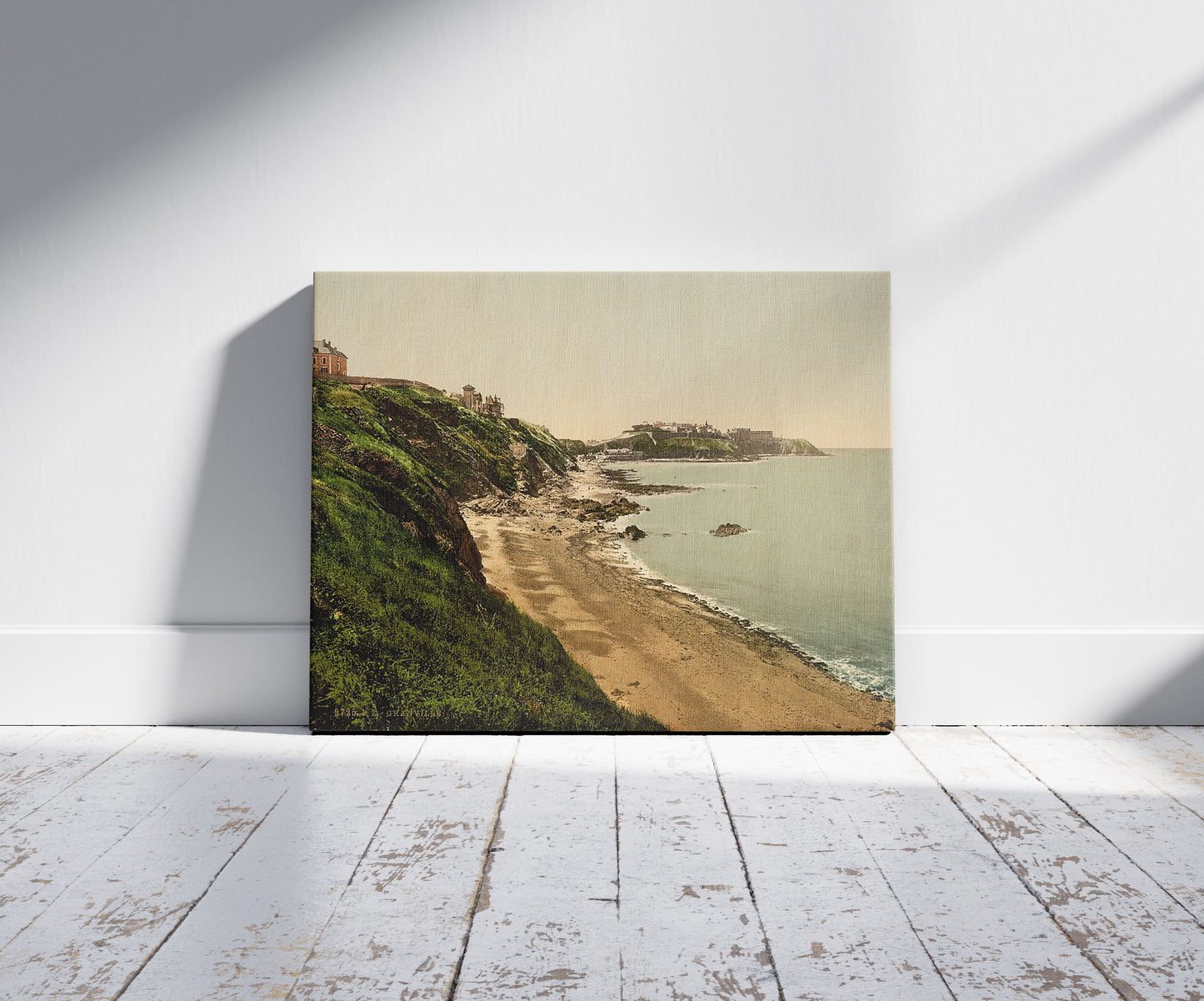 A picture of General view Falaises de Donville, Granville, France