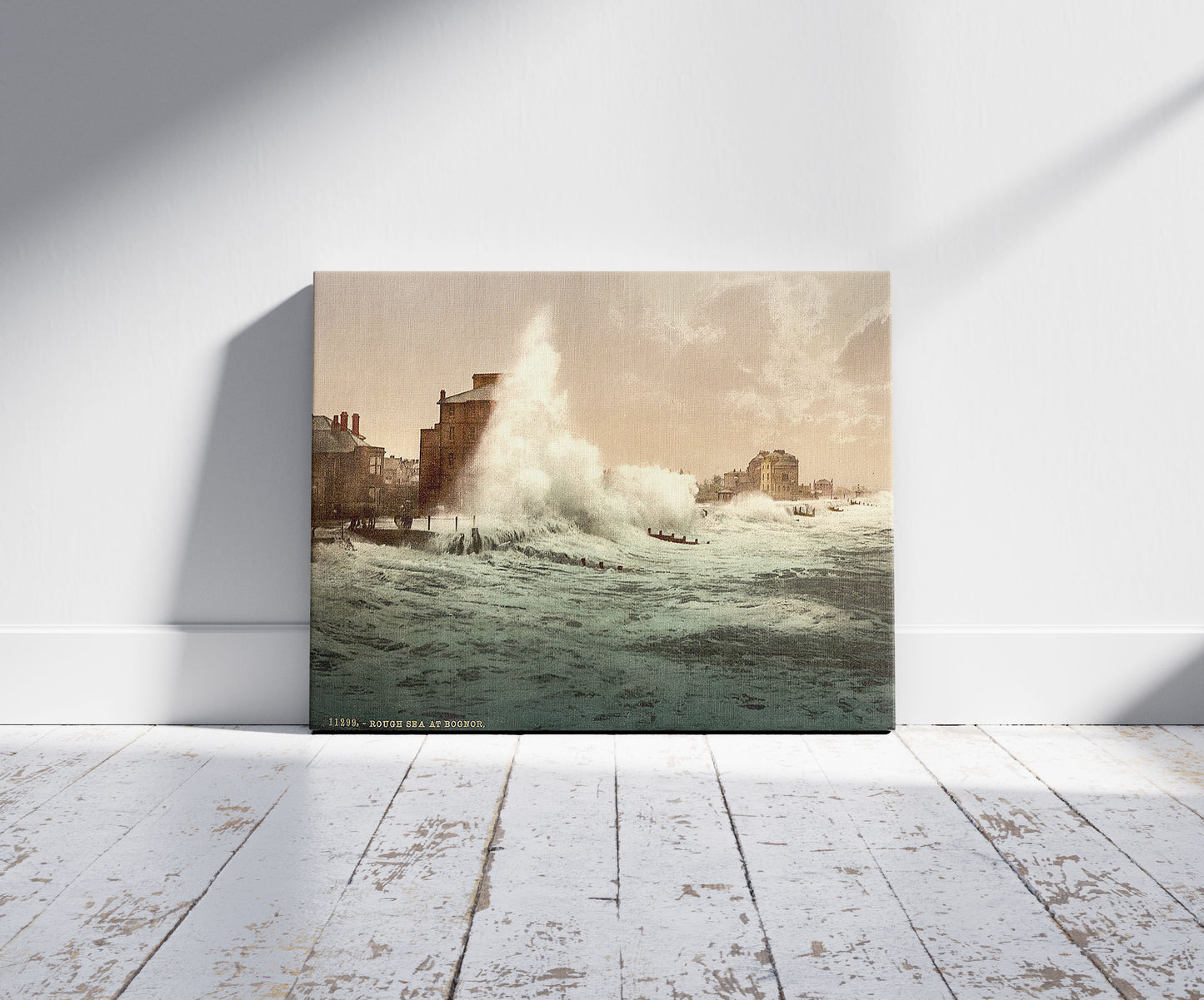 A picture of Rough sea, Bognor, England
