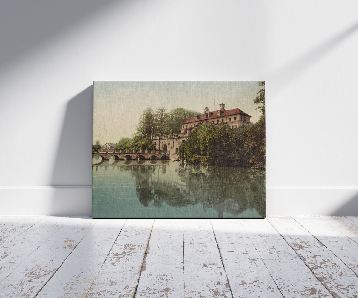A picture of The Royal Castle