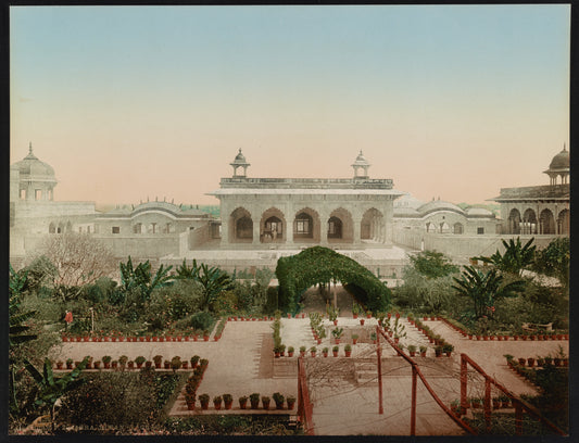 A picture of Agra. Diwan-i-Chas