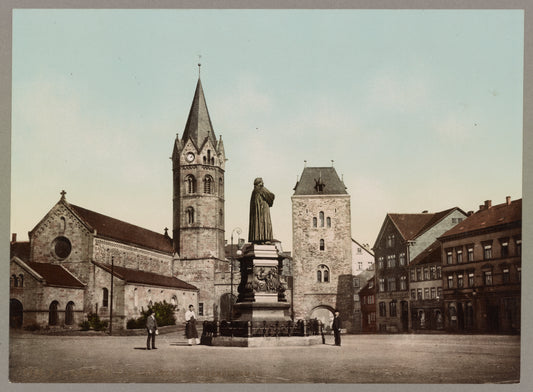 A picture of Eisenach. Karlsplatz mit Lutherdenkmal