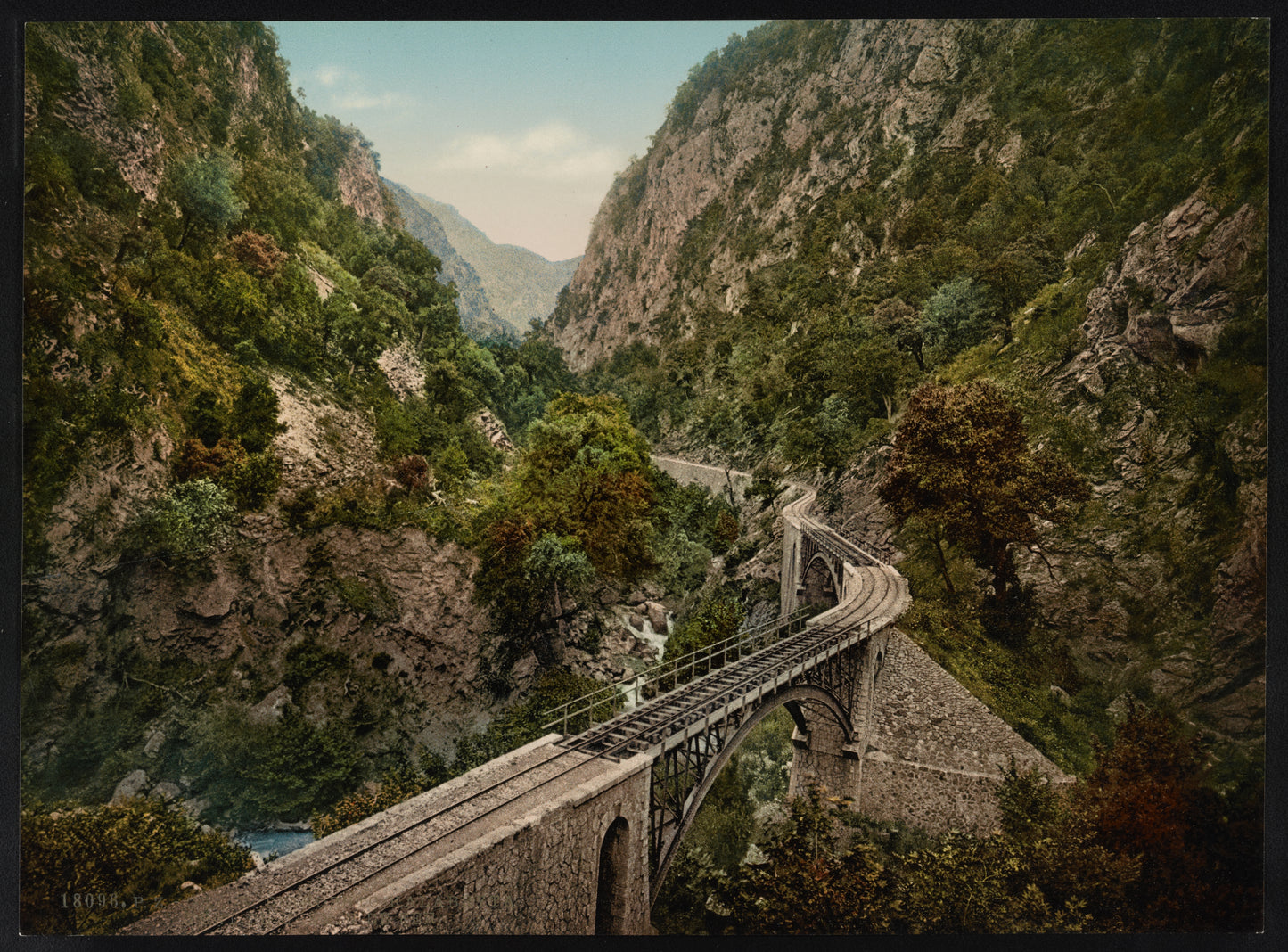 A picture of Grèce. Pont du Chemin de Fer