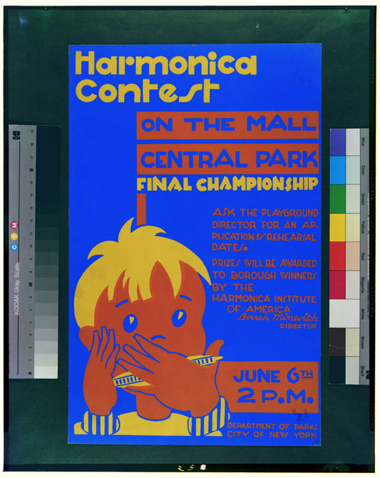 A picture of Harmonica contest on the mall, Central Park Final championship.