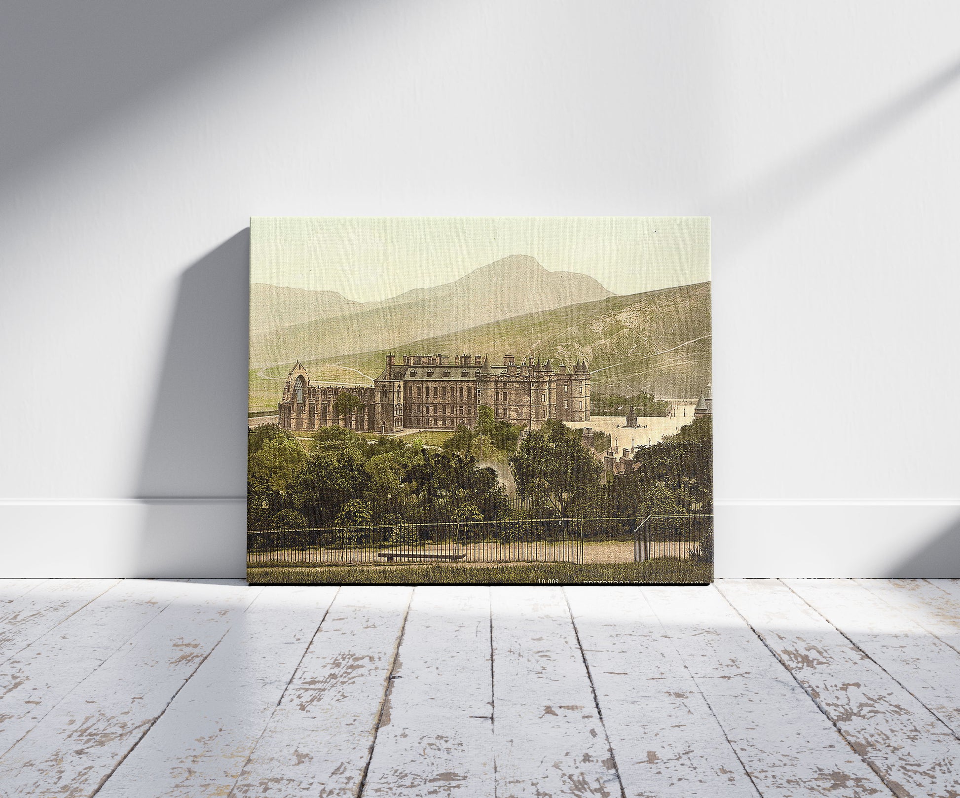 A picture of Holyrood Palace, Edinburgh, Scotland