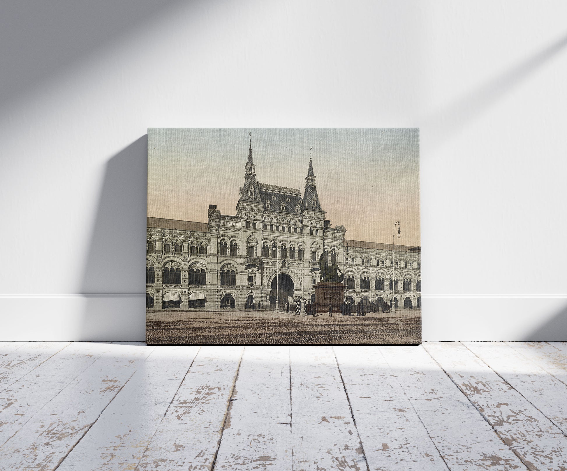 A picture of Moscou. Le Portail des Nowo Rjädy, a mockup of the print leaning against a wall