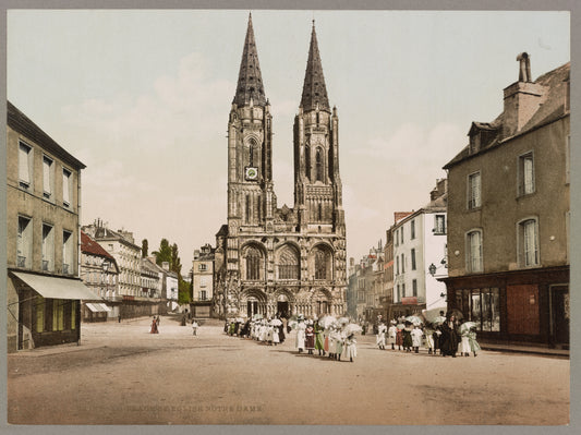 A picture of Saint-Lô. Place et Eglise Notre Dame