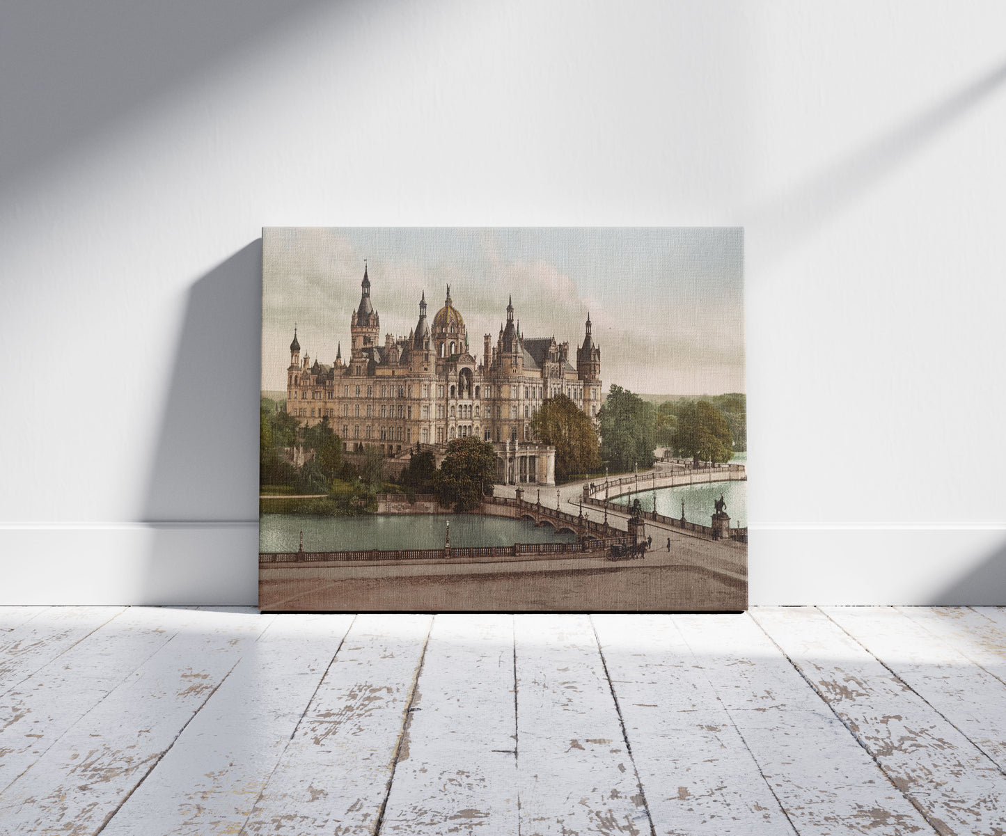 A picture of Schwerin. Grossherzogl. Schloss Nordseite