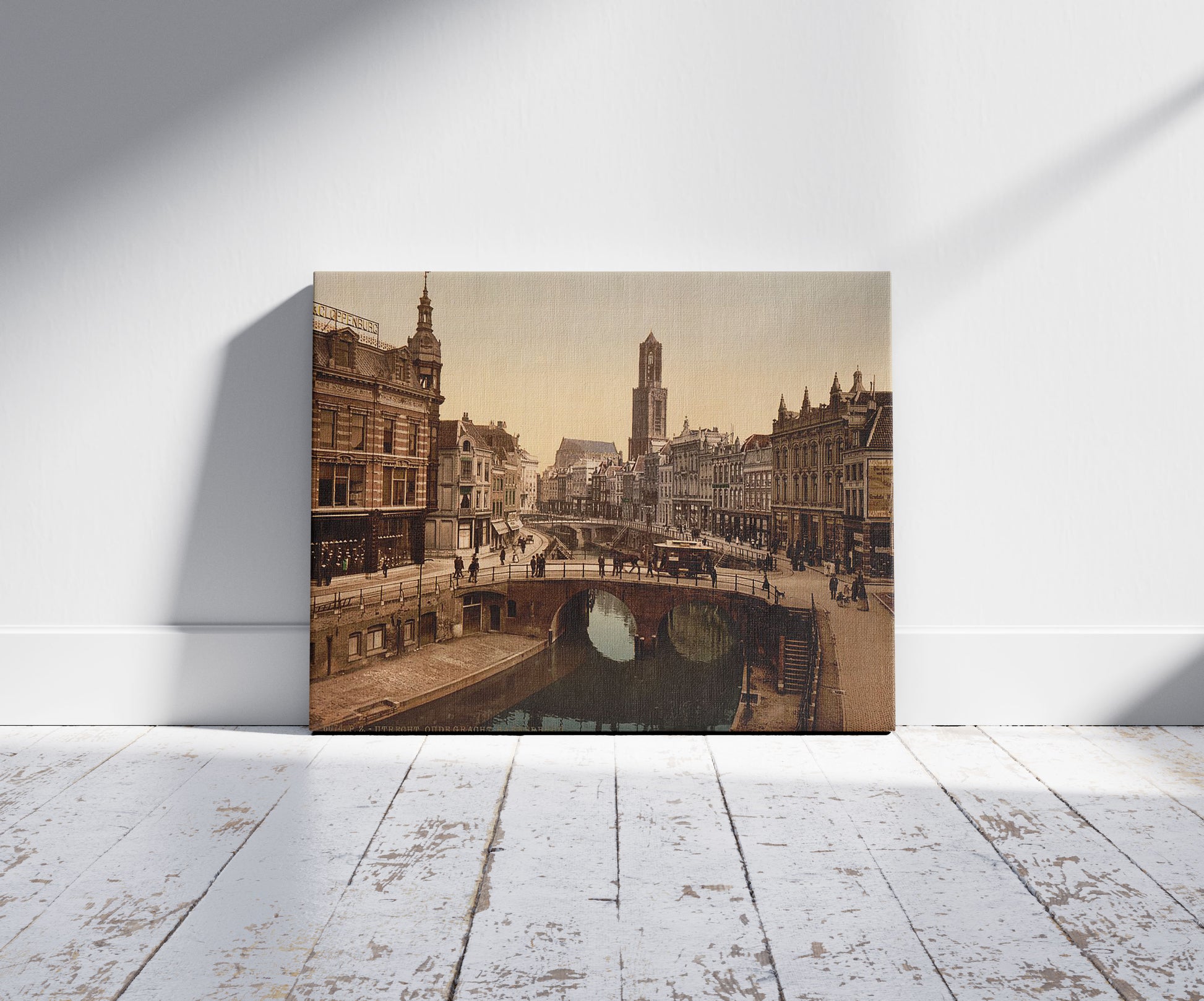 A picture of The Oude Gracht Bakkerbrug, Utrecht, Holland