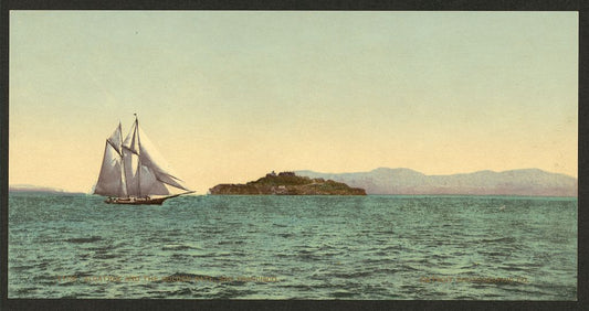 A picture of Alcatraz and the Golden Gate, San Francisco