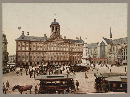 A picture of Amsterdam, Dam, palais & eglise