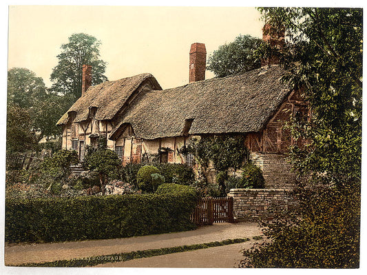 A picture of Ann Hathaway's Cottage, Stratford-on-Avon, England