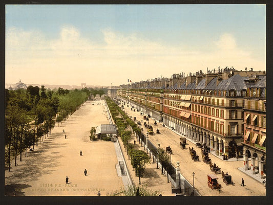 A picture of Avenue de la opera (i.e. Rue de Rivoli) and the garden of the Tuileries, Exposition Universal, 1900, Paris, France