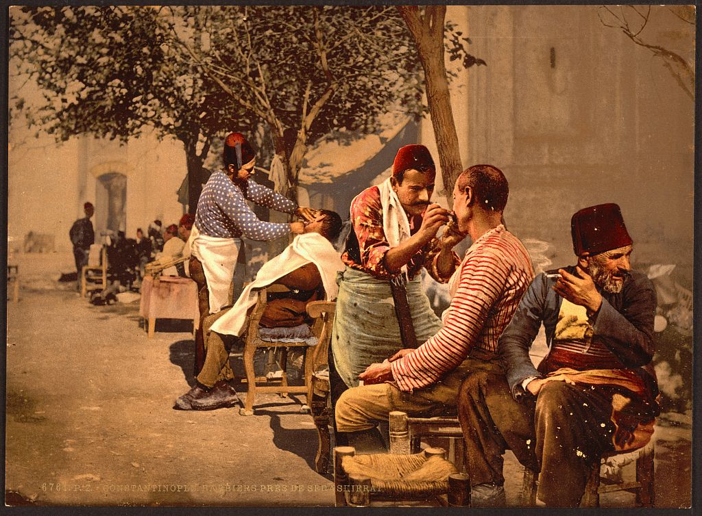 A picture of Barbers near Seraskierrat (i.e., Seraskerat) Constantinople, Turkey