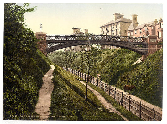 A picture of Belle Vue, Jubilee Bridge, Lowestoft, England