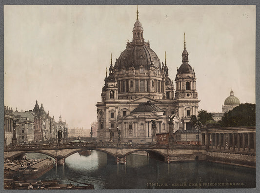 A picture of Berlin. Dom & Friedrichsbrücke