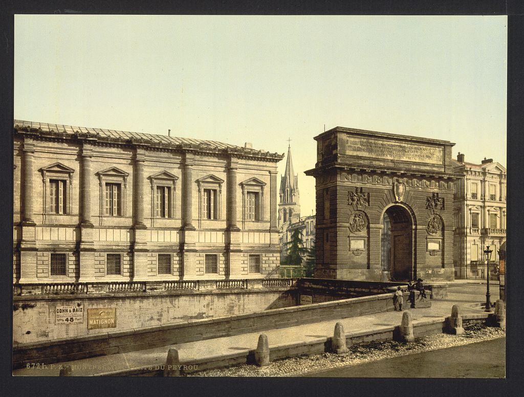 A picture of Beyron (i.e., Peyrou) Gate, Montpelier, France