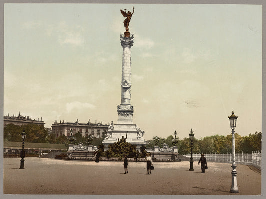 A picture of Bordeaux. La Colonne des Girondins