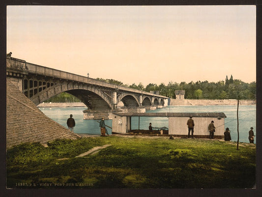 A picture of Bridge over the Allier, Vichy, France