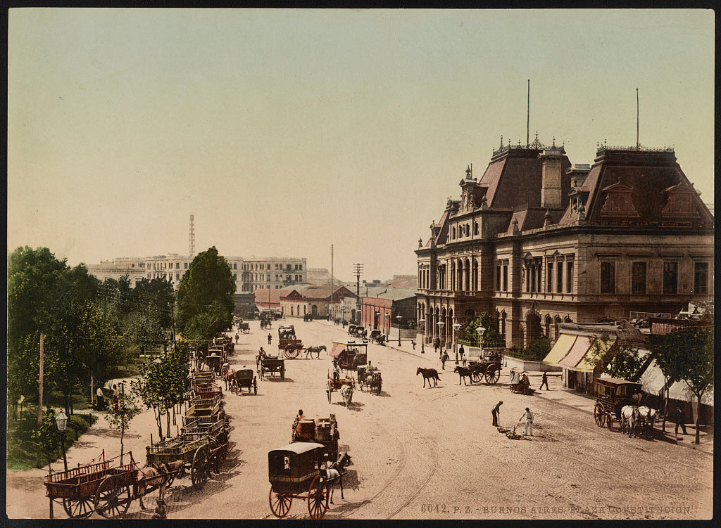 A picture of Buenos Aires. Plaza Constitution