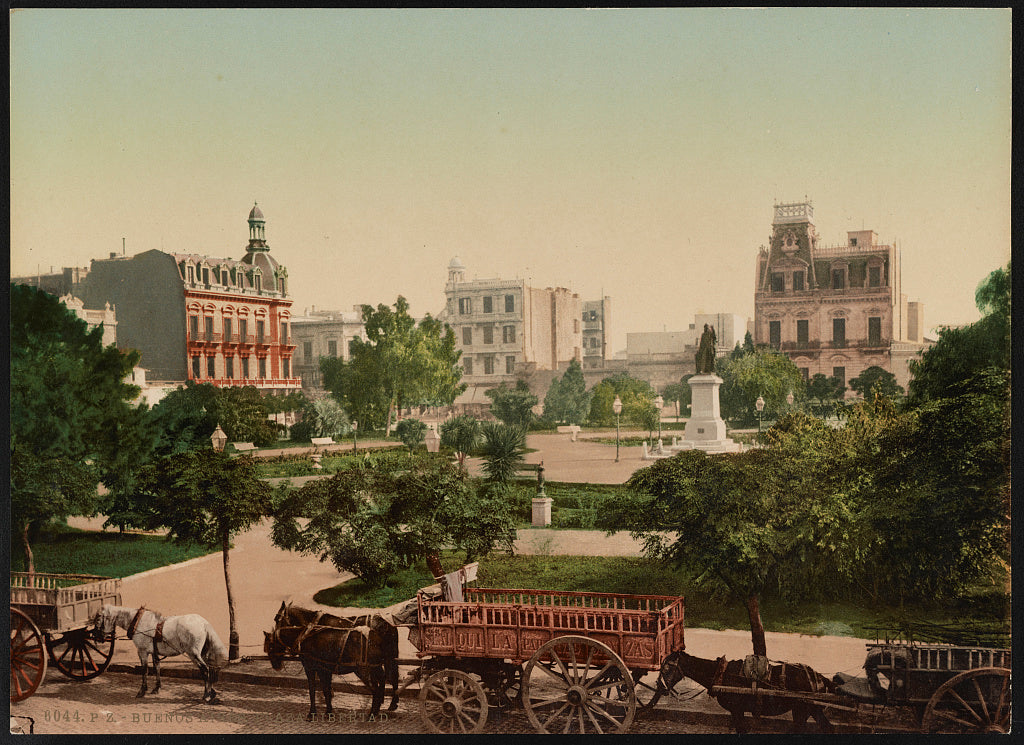 A picture of Buenos Aires. Plaza Libertad