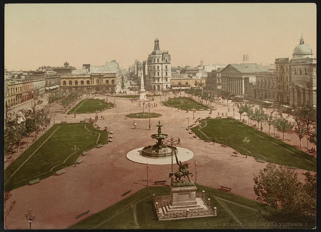 A picture of Buenos Aires. Plaza Victoria l