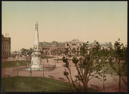 A picture of Buenos Aires. Plaza Victoria lI