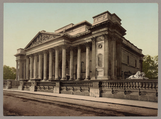 A picture of Cambridge. Fitzwilliam Museum