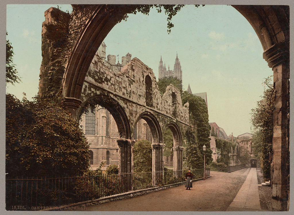 A picture of Canterbury. Archway