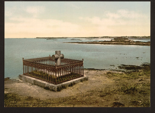 A picture of Chateaubriand's tomb, St. Malo, France