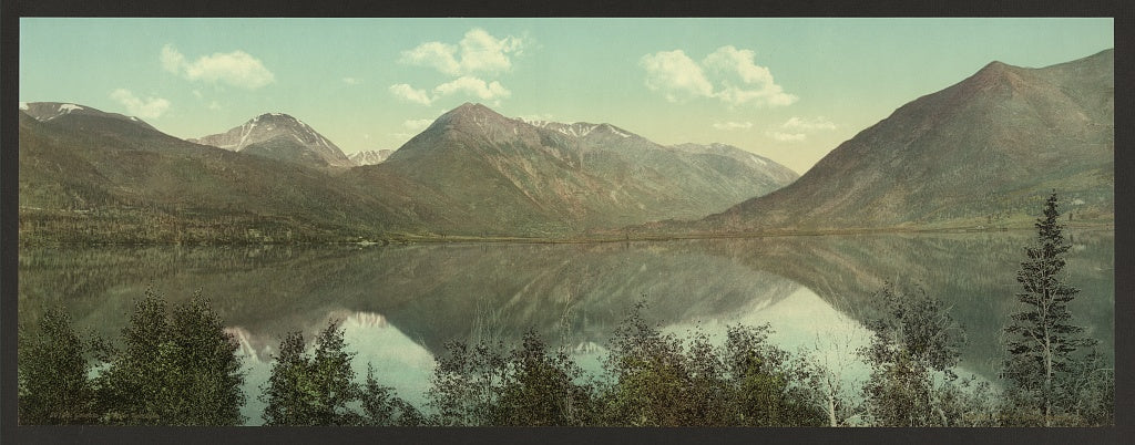 A picture of Colorado. The Upper Twin Lake