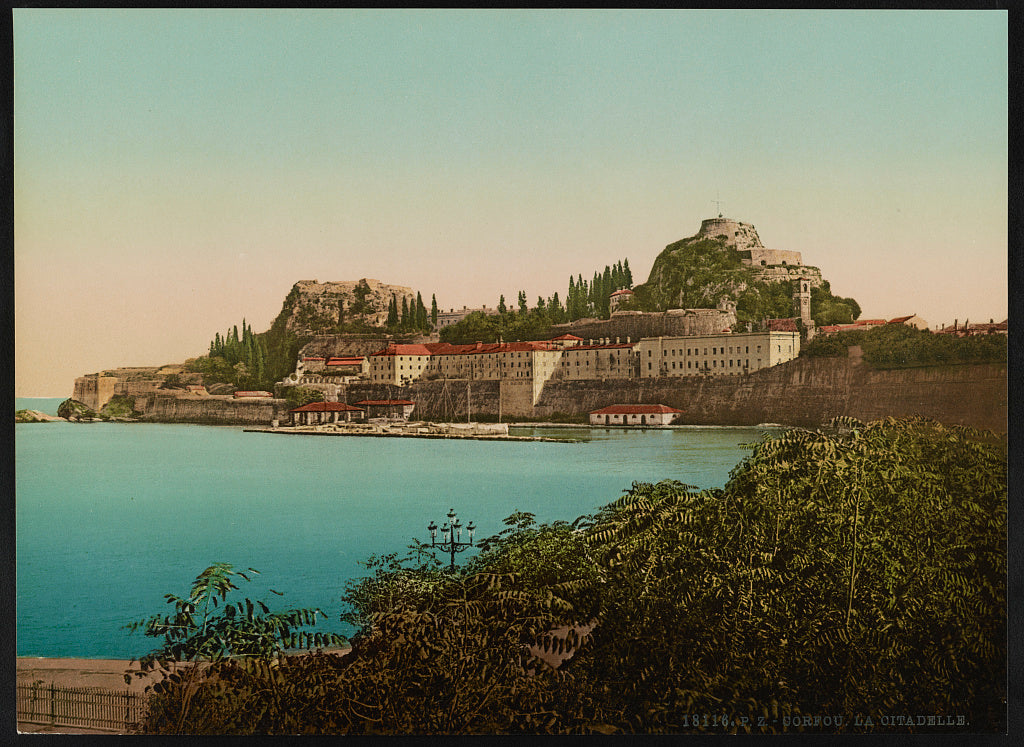 A picture of Corfoù. La Citadelle