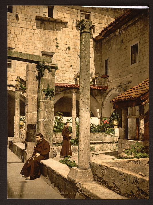 A picture of Cortile della farmacia de Franciscani, Ragusa, Sicily, Italy