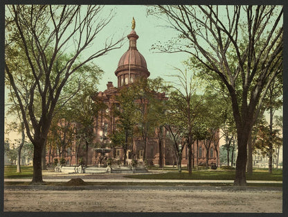 A picture of Court house, Milwaukee