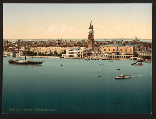 A picture of Doges' Palace, Venice, Italy
