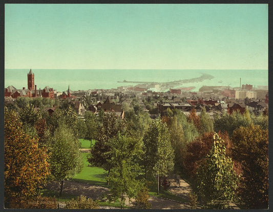 A picture of Duluth from Cascade Park