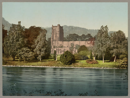 A picture of Dunkeld Cathedral from river