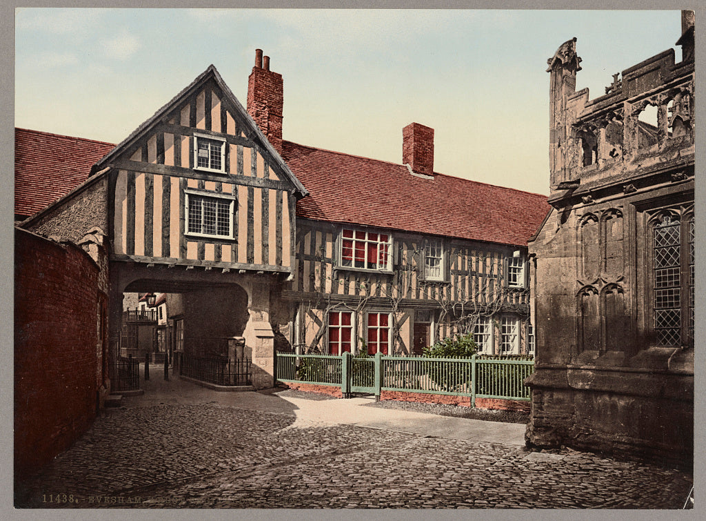 A picture of Evesham, Abbot Reginald's gateway & old vicarage