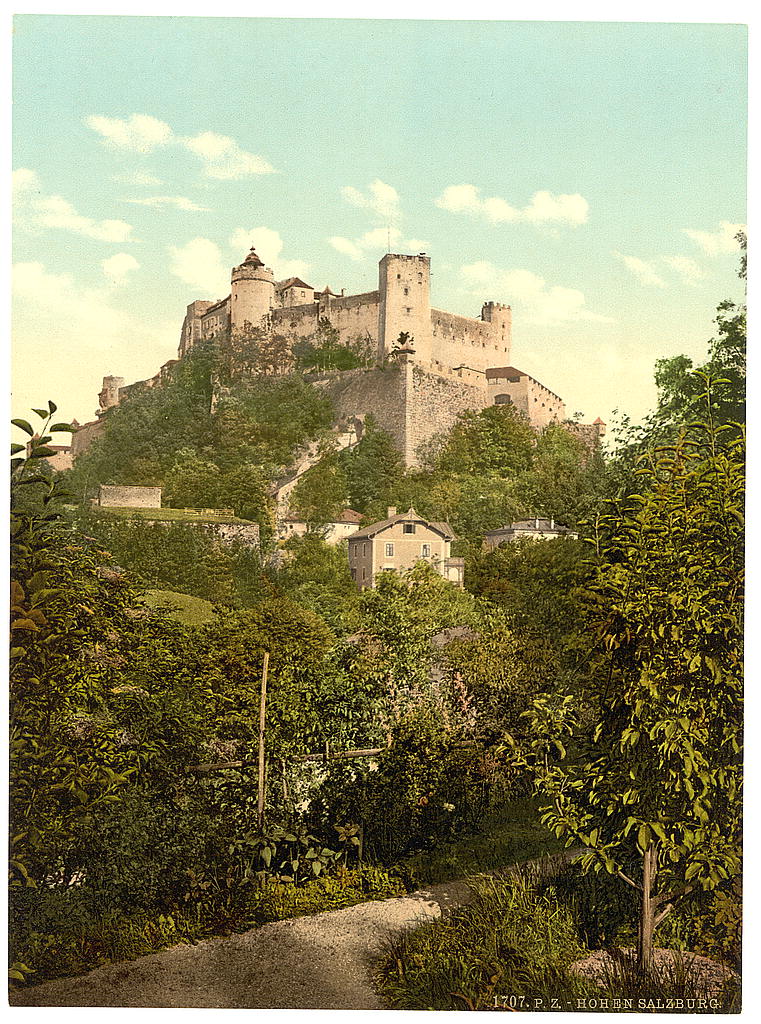 A picture of Fortress High-Salzburg (i.e., Hohensalzburg), Salzburg, Austro-Hungary