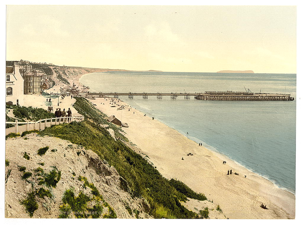 A picture of From the West Cliff, Bournemouth, England