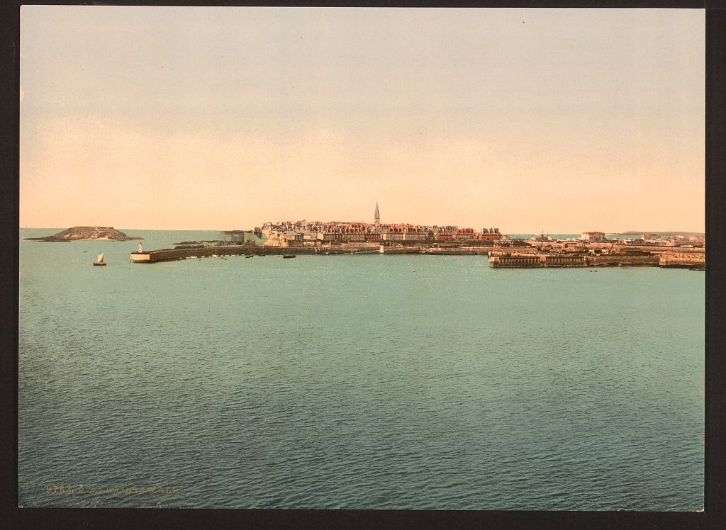 A picture of General view from the fort, St. Malo, France