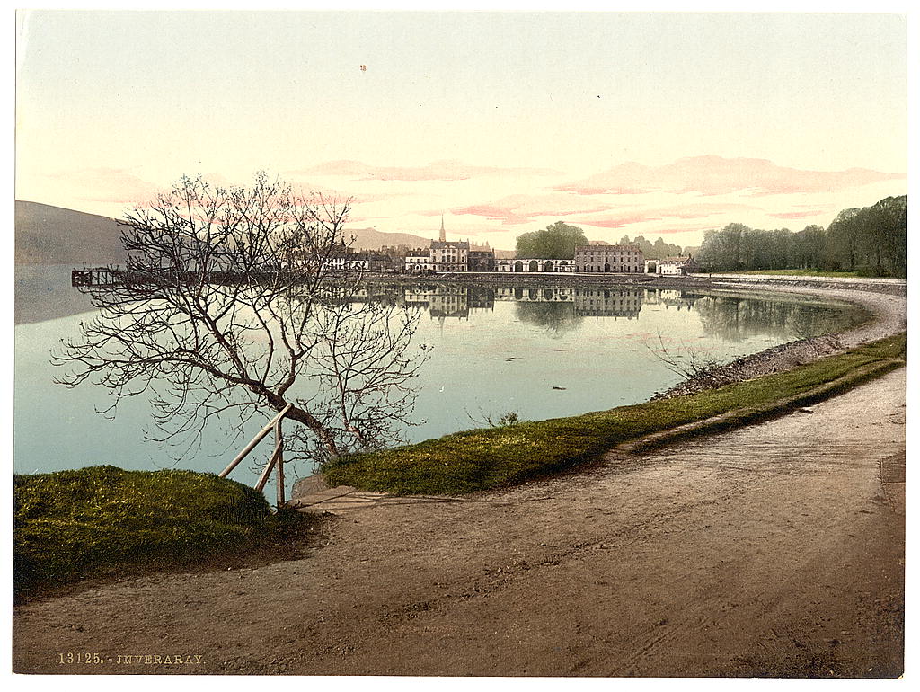 A picture of General view, Inveraray, Scotland