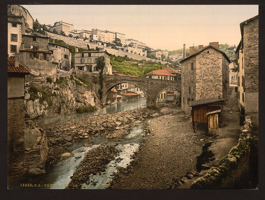 A picture of General view, Thiers, France