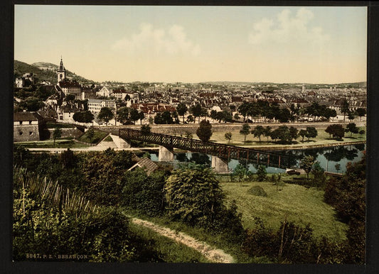A picture of General view, with the Doubs, Besançon, France