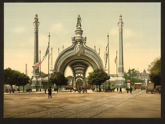 A picture of Grand entrance, Exposition Universal, 1900, Paris, France
