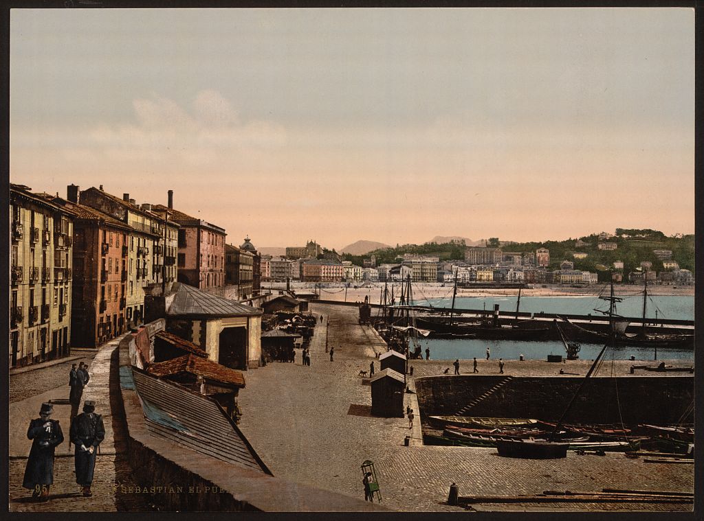 A picture of Harbor, San Sebastián, Spain