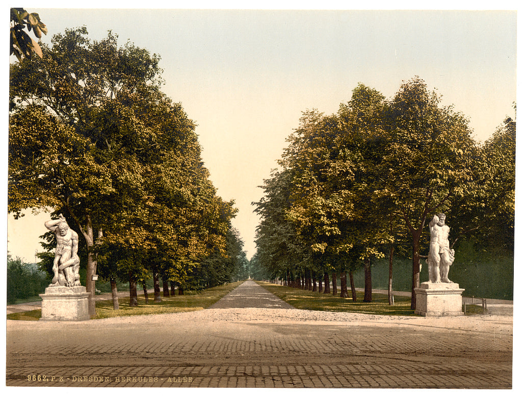 A picture of Hercules Avenue, Altstadt, Dresden, Saxony, Germany