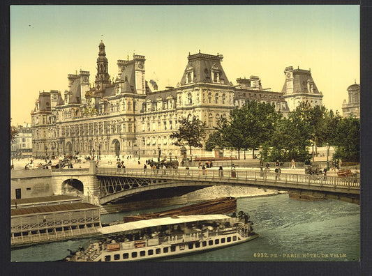 A picture of Hotel de ville, Paris, France