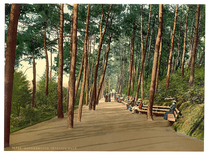 A picture of Invalids' walk, Bournemouth, England