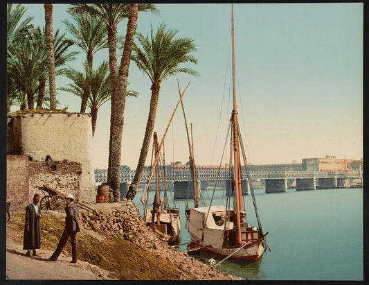 A picture of Kairo, le Pont du Nil et Caserne Anglaise