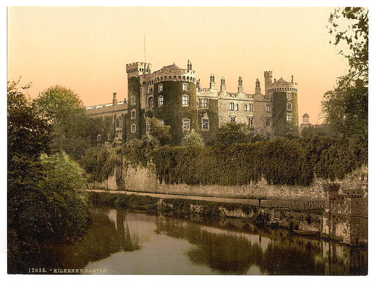 A picture of Kilkenny Castle. County Kilkenny, Ireland